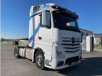 Тягач MERCEDES-BENZ Actros 1845