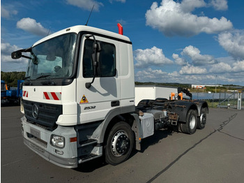 Грузовик-шасси MERCEDES-BENZ Actros 2532