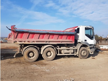 Самосвал IVECO EuroTrakker