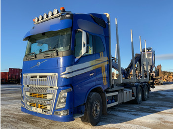 Грузовик VOLVO FH16 750