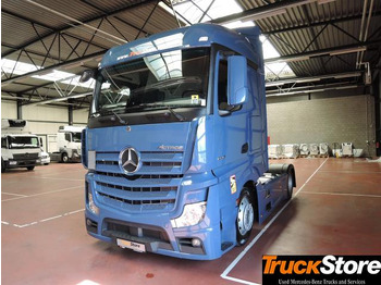 Тягач MERCEDES-BENZ Actros 1845