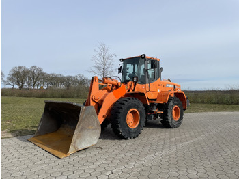 Колёсный погрузчик DOOSAN DL250