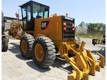 Грейдер CATERPILLAR 140G