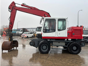 Колёсный экскаватор LIEBHERR A 900