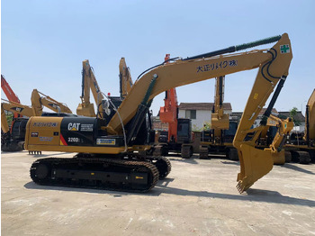 Гусеничный экскаватор CATERPILLAR 320DL