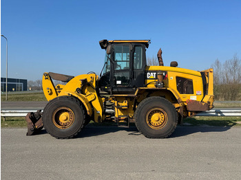 Колёсный погрузчик CATERPILLAR 938K