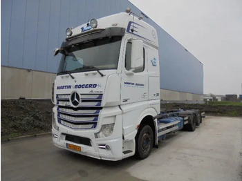 Грузовик-шасси MERCEDES-BENZ Actros 2542