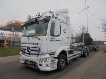 Грузовик-контейнеровоз/ Сменный кузов MERCEDES-BENZ Actros 2543