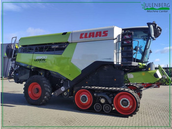 Зерноуборочный комбайн CLAAS Lexion 8900