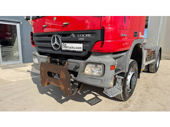 Тягач Mercedes-Benz Actros 2044 AS 4X4 tractor unit - tipp. hydr.: фото 2