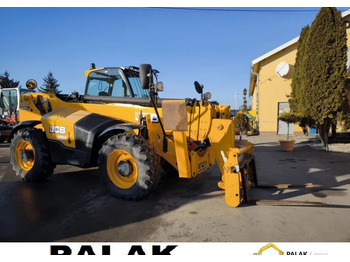 Телескопический погрузчик JCB