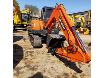 Гусеничный экскаватор DOOSAN DH60