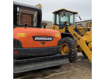 Гусеничный экскаватор DOOSAN DX60