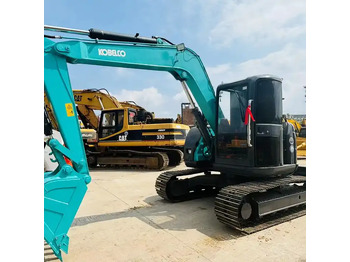 Гусеничный экскаватор KOBELCO