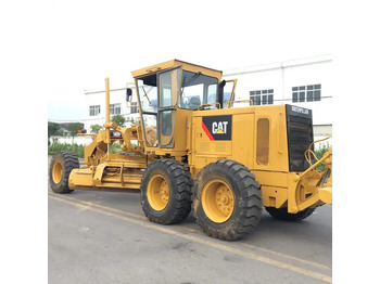 Грейдер CATERPILLAR 140H