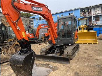 Гусеничный экскаватор Used excavator doosan dx60  excavators earth-moving machinery doosan dx60 dx80 dx75 dx225 dh60 dh60-7for sale: фото 4