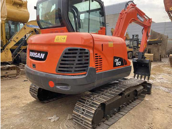 Гусеничный экскаватор Used excavator doosan dx60  excavators earth-moving machinery doosan dx60 dx80 dx75 dx225 dh60 dh60-7for sale: фото 2