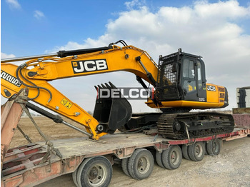 Гусеничный экскаватор JCB