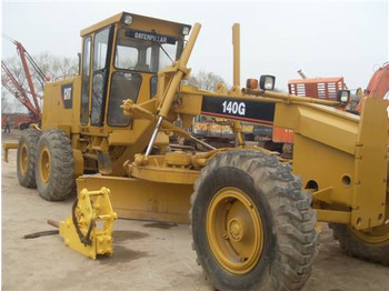 Грейдер CATERPILLAR 140G