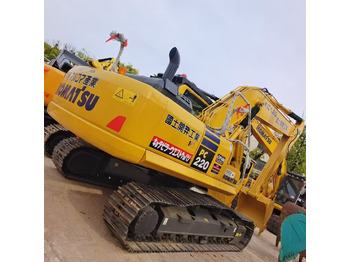 Гусеничный экскаватор KOMATSU PC220