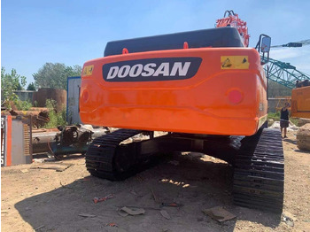 Гусеничный экскаватор DOOSAN DX300