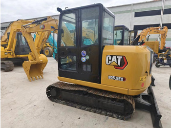 Гусеничный экскаватор CATERPILLAR 305.5E2