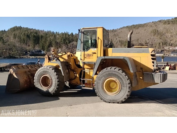 Колёсный погрузчик KOMATSU WA380-3