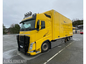 Грузовик с закрытым кузовом VOLVO FH 500