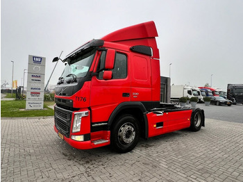 Тягач VOLVO FM 330