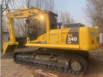 Гусеничный экскаватор KOMATSU PC240LC-8