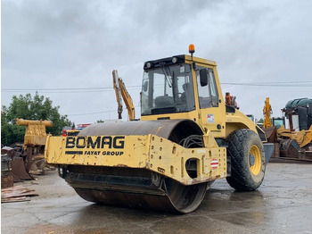 Компактор BOMAG