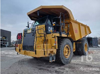 Карьерный самосвал CATERPILLAR 772