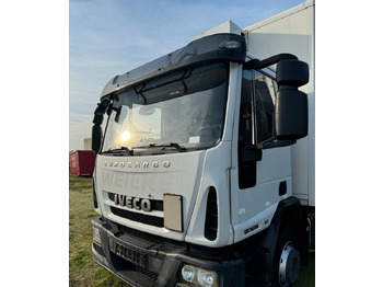 Грузовик с закрытым кузовом IVECO