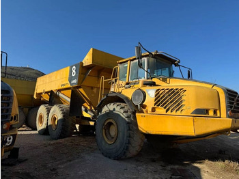 Сочленённый самосвал VOLVO A40D