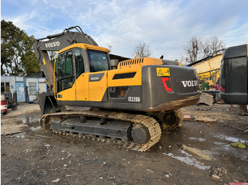 VOLVO EC220D в лизинг VOLVO EC220D: фото 1