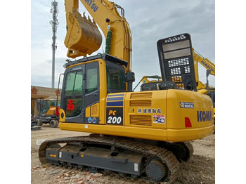 Гусеничный экскаватор KOMATSU PC220-8