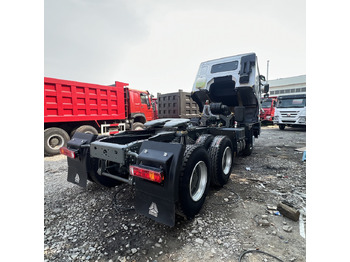 SINOTRUK Howo tractor head в лизинг SINOTRUK Howo tractor head: фото 2 SINOTRUK Howo tractor head в лизинг SINOTRUK Howo tractor head: фото 2