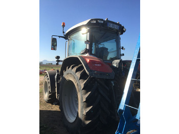 Трактор Massey Ferguson 8S.205 Dyna-VT Exclusive: фото 3