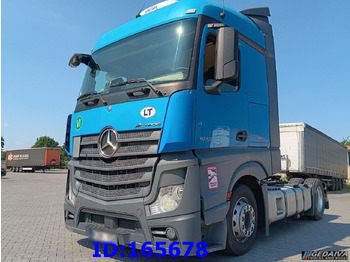 Тягач MERCEDES-BENZ Actros 1842