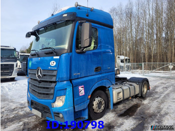 Тягач MERCEDES-BENZ Actros 1845