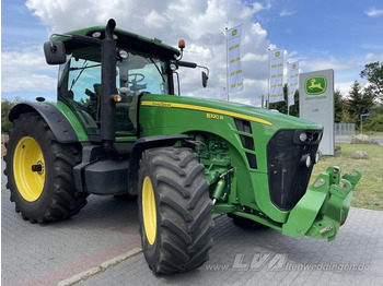 Трактор JOHN DEERE 8320R