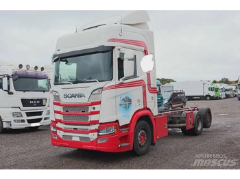 Грузовик-шасси SCANIA R 580