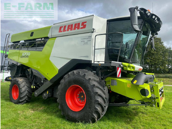 Зерноуборочный комбайн CLAAS Lexion 6700