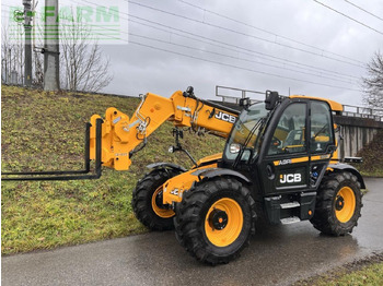 Телескопический погрузчик JCB