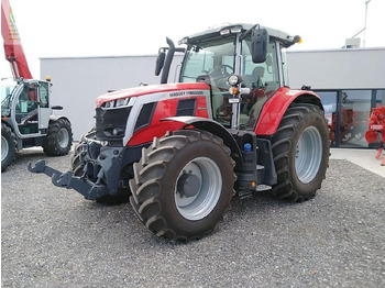 Трактор MASSEY FERGUSON 100 series