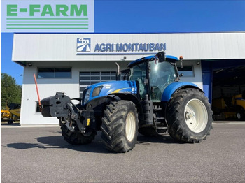 Трактор NEW HOLLAND T7050