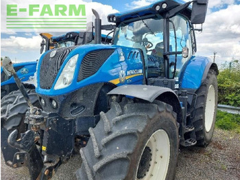 Трактор NEW HOLLAND T7