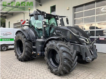 Трактор VALTRA