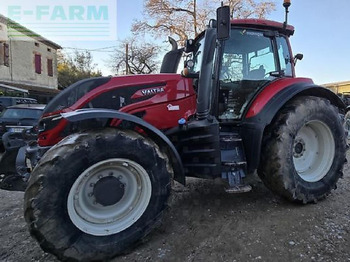 Трактор VALTRA T174