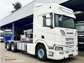 Грузовик-шасси SCANIA R 580